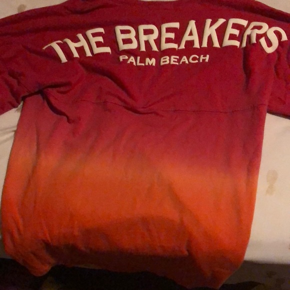 I’m selling a long sleeve sweatshirt - Picture 2 of 2